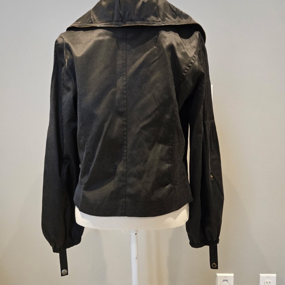 Elegant Black Women's Jacket - Picture 6 of 6